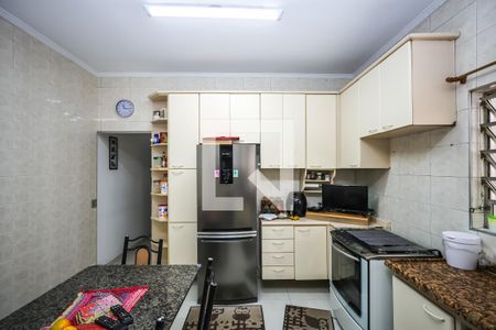 Casa à venda com 225m², 5 quartos e 2 vagas Casa à venda com 225m², 5 quartos e 2 vagasCozinha