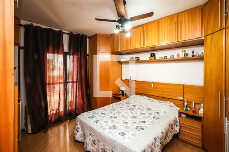 Casa à venda com 225m², 5 quartos e 2 vagas Casa à venda com 225m², 5 quartos e 2 vagasSuíte 3