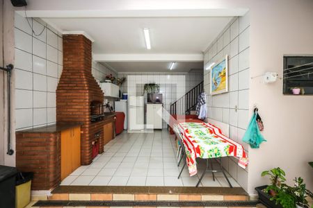 Casa à venda com 225m², 5 quartos e 2 vagas Casa à venda com 225m², 5 quartos e 2 vagasÁrea gourmet