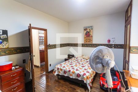 Casa à venda com 500m², 8 quartos e 4 vagas Casa à venda com 500m², 8 quartos e 4 vagasQuarto 3