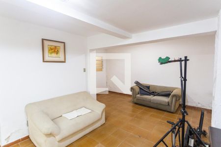 Casa à venda com 500m², 8 quartos e 4 vagas Casa à venda com 500m², 8 quartos e 4 vagasSala da Casa Debaixo