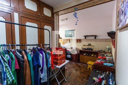 Casa à venda com 500m², 8 quartos e 4 vagas Casa à venda com 500m², 8 quartos e 4 vagasQuarto 2