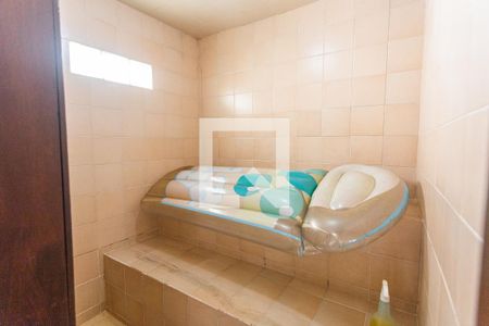 Casa à venda com 500m², 8 quartos e 4 vagas Casa à venda com 500m², 8 quartos e 4 vagasSauna