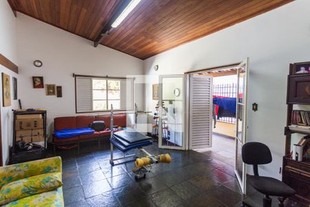 Casa à venda com 500m², 8 quartos e 4 vagas Casa à venda com 500m², 8 quartos e 4 vagasSala 2 no 2° Andar