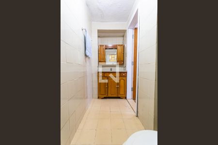 Casa à venda com 500m², 8 quartos e 4 vagas Casa à venda com 500m², 8 quartos e 4 vagasBanheiro Social da Casa Debaixo