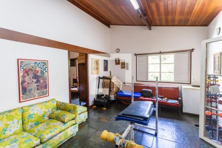 Casa à venda com 500m², 8 quartos e 4 vagas Casa à venda com 500m², 8 quartos e 4 vagasSala 2 no 2° Andar