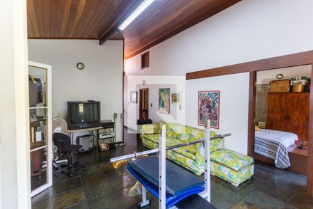 Casa à venda com 500m², 8 quartos e 4 vagas Casa à venda com 500m², 8 quartos e 4 vagasSala 2 no 2° Andar