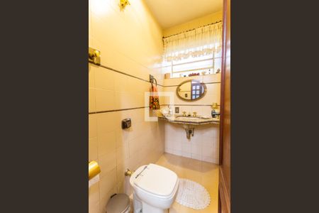 Casa à venda com 500m², 8 quartos e 4 vagas Casa à venda com 500m², 8 quartos e 4 vagasLavabo da Copa