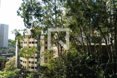 Apartamento à venda com 45m², 2 quartos e 1 vaga Apartamento à venda com 45m², 2 quartos e 1 vagaVista da Sacada