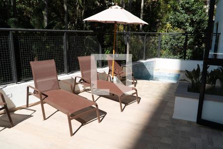 Apartamento à venda com 45m², 2 quartos e 1 vaga Apartamento à venda com 45m², 2 quartos e 1 vagaÁrea comum - Piscina