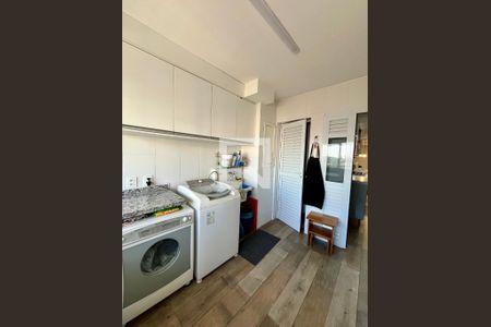 Apartamento para alugar com 149m², 3 quartos e 3 vagas Apartamento para alugar com 149m², 3 quartos e 3 vagasÁrea de Serviço