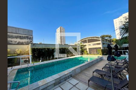 Apartamento para alugar com 149m², 3 quartos e 3 vagas Apartamento para alugar com 149m², 3 quartos e 3 vagasÁrea comum - Piscina