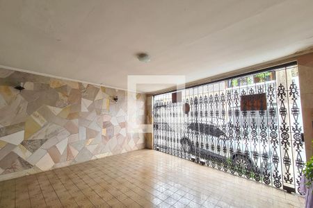 Casa à venda com 186m², 3 quartos e 2 vagasGaragem