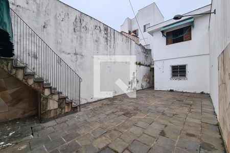 Casa à venda com 186m², 3 quartos e 2 vagasQuintal