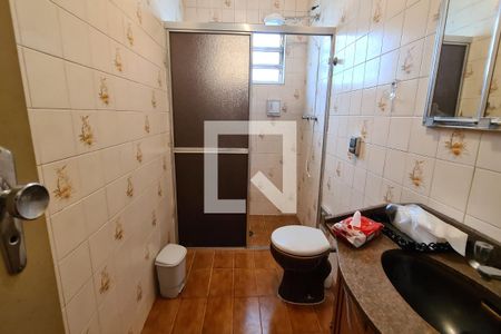 Casa à venda com 186m², 3 quartos e 2 vagasBanheiro