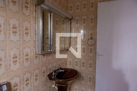 Casa à venda com 280m², 3 quartos e 5 vagasBanheiro do Quarto 1