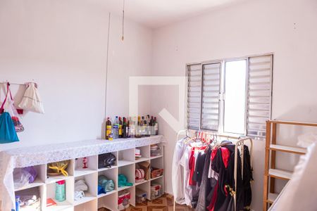 Casa à venda com 280m², 3 quartos e 5 vagasQuarto 2