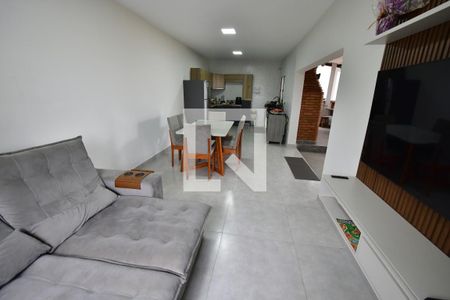 Casa para alugar com 1000m², 3 quartos e 6 vagasSala / Cozinha - Externa