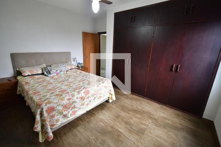 Casa para alugar com 1000m², 3 quartos e 6 vagasSuíte