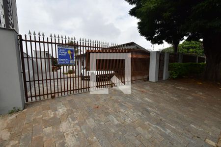 Casa para alugar com 1000m², 3 quartos e 6 vagasFachada