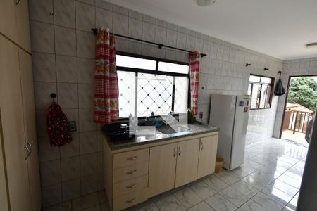 Casa para alugar com 1000m², 3 quartos e 6 vagasCozinha