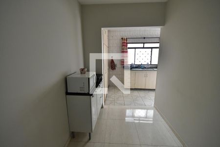 Casa para alugar com 1000m², 3 quartos e 6 vagasCozinha - Armários