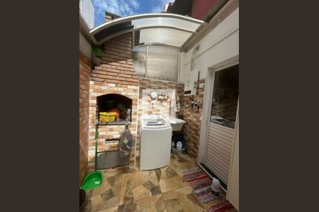 Casa de condomínio à venda com 127m², 3 quartos e 2 vagas