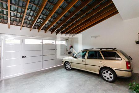 Casa à venda com 172m², 3 quartos e 2 vagas Casa à venda com 172m², 3 quartos e 2 vagasGaragem