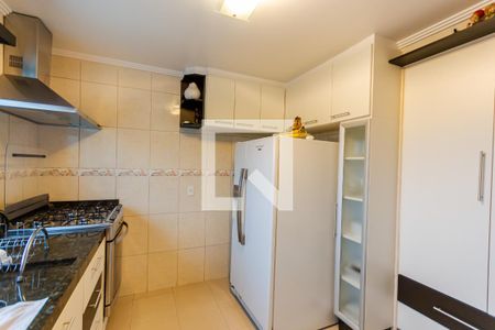 Casa à venda com 172m², 3 quartos e 2 vagas Casa à venda com 172m², 3 quartos e 2 vagasCozinha