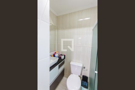 Casa à venda com 172m², 3 quartos e 2 vagas Casa à venda com 172m², 3 quartos e 2 vagasBanheiro da Suíte