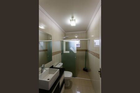 Casa à venda com 172m², 3 quartos e 2 vagas Casa à venda com 172m², 3 quartos e 2 vagasBanheiro