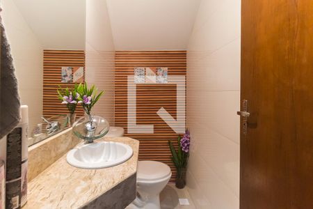 Lavabo de casa de condomínio para alugar com 2 quartos, 82m² em Jardim Layr, Mogi das Cruzes