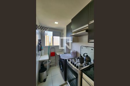 Apartamento à venda com 40m², 2 quartos e sem vaga Apartamento à venda com 40m², 2 quartos e sem vagaCozinha e Área de Serviço