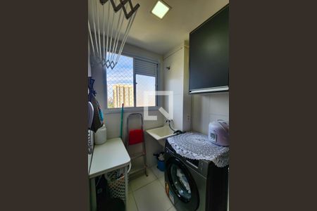 Apartamento à venda com 40m², 2 quartos e sem vaga Apartamento à venda com 40m², 2 quartos e sem vagaCozinha e Área de Serviço