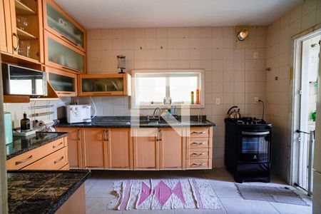Apartamento para alugar com 123m², 3 quartos e 2 vagas Apartamento para alugar com 123m², 3 quartos e 2 vagasCozinha