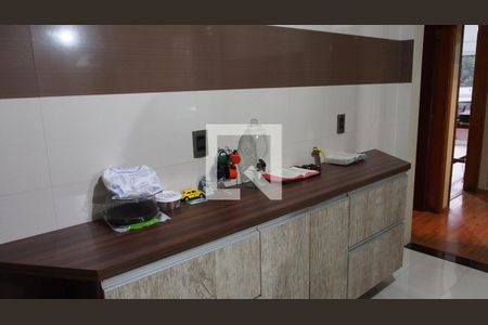 Casa à venda com 260m², 4 quartos e 1 vagaCozinha