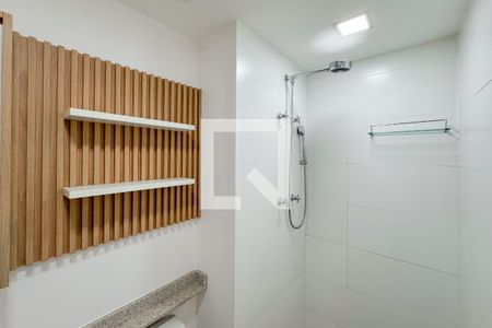 Studio à venda com 34m², 1 quarto e sem vaga Studio à venda com 34m², 1 quarto e sem vagaBanheiro
