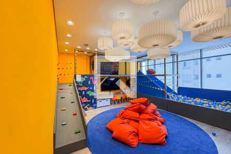 Studio à venda com 34m², 1 quarto e sem vaga Studio à venda com 34m², 1 quarto e sem vagaBrinquedoteca