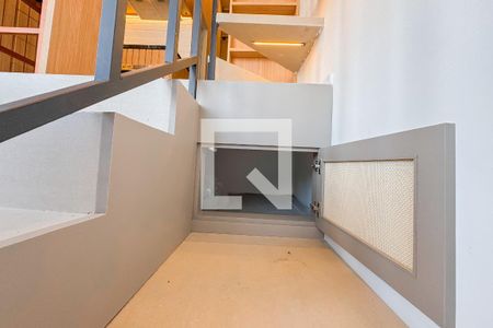 Studio à venda com 34m², 1 quarto e sem vaga Studio à venda com 34m², 1 quarto e sem vagaArmários