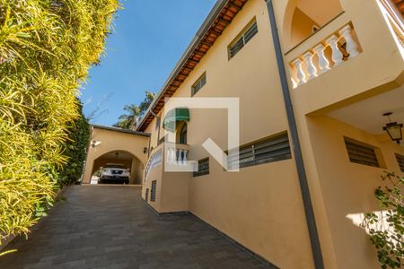 Casa à venda com 510m², 5 quartos e 12 vagasQuintal