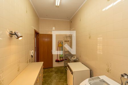 Casa à venda com 510m², 5 quartos e 12 vagasÁrea de Serviço