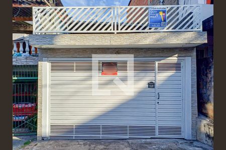 Casa à venda com 127m², 3 quartos e 2 vagasFachada