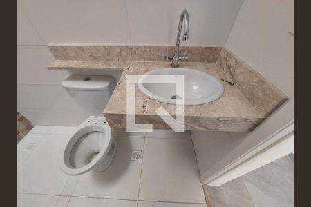Casa à venda com 110m², 3 quartos e 2 vagas Casa à venda com 110m², 3 quartos e 2 vagasBanheiro 2
