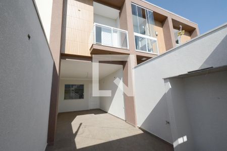 Casa à venda com 110m², 3 quartos e 2 vagasGaragem