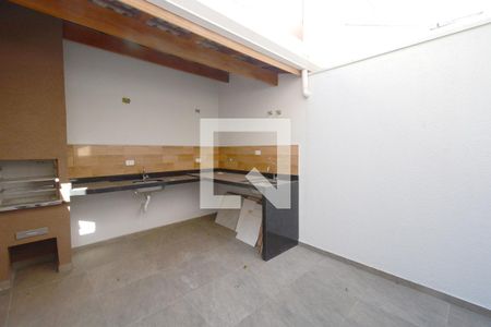 Casa à venda com 110m², 3 quartos e 2 vagasQuintal