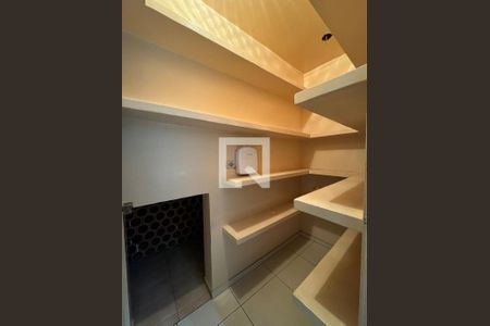 Casa à venda com 349m², 3 quartos e 4 vagas Casa à venda com 349m², 3 quartos e 4 vagasFoto 12