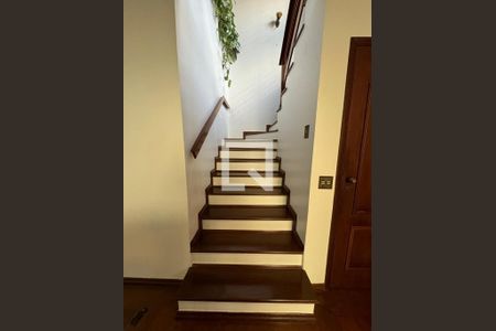 Casa à venda com 349m², 3 quartos e 4 vagas Casa à venda com 349m², 3 quartos e 4 vagasFoto 06