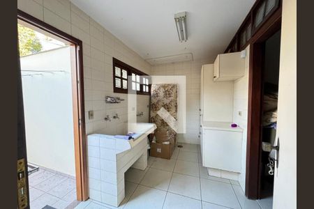 Casa à venda com 349m², 3 quartos e 4 vagas Casa à venda com 349m², 3 quartos e 4 vagasFoto 14