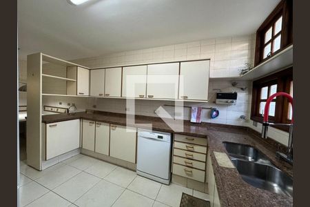 Casa à venda com 349m², 3 quartos e 4 vagas Casa à venda com 349m², 3 quartos e 4 vagasFoto 10