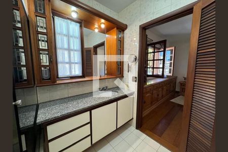 Casa à venda com 349m², 3 quartos e 4 vagas Casa à venda com 349m², 3 quartos e 4 vagasFoto 26